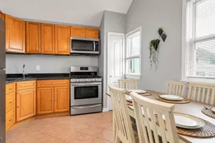 108 Ottawa Ave, Hasbrouck Heights, NJ 07604 - Photo 4