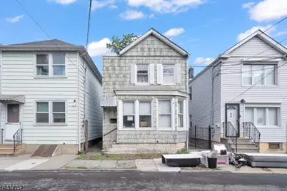 88 Komorn St, Newark, NJ 07105 - Photo 1