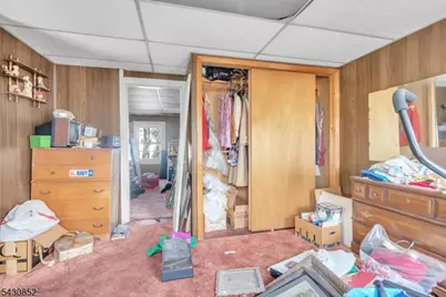 88 Komorn St, Newark, NJ 07105 - Photo 24
