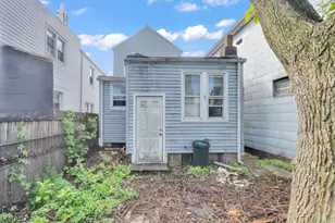 88 Komorn St, Newark, NJ 07105 - Photo 10
