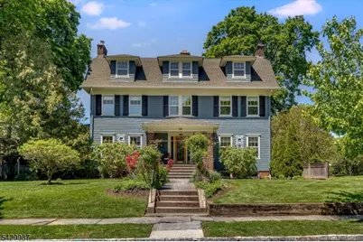 132 Christopher St, Montclair, NJ 07042 - Photo 2