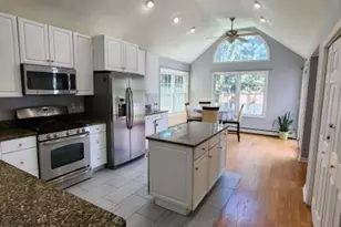 26 Wakefield Pl, Caldwell, NJ 07006 - Photo 8