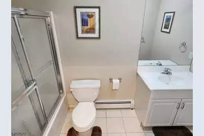 26 Wakefield Pl, Caldwell, NJ 07006 - Photo 22