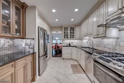 69 Cummings Cir, West Orange Township, NJ 07052 - Photo 4