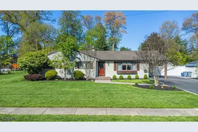 18 Evergreen Dr, Lincoln Park, NJ 07035 - Photo 2
