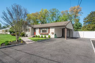 18 Evergreen Dr, Lincoln Park, NJ 07035 - Photo 4