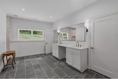 47 Glenside Trl, Sparta Township, NJ 07871 - Photo 16