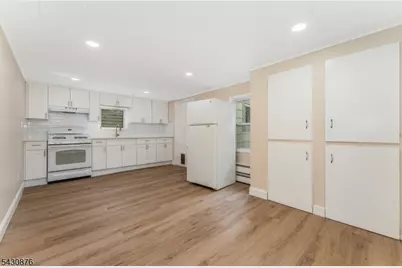 33 B Sergeantsville, Raritan Township, NJ 08822 - Photo 2