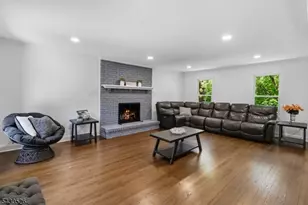 66 Hillcrest Ave, Morris Township, NJ 07960 - Photo 6