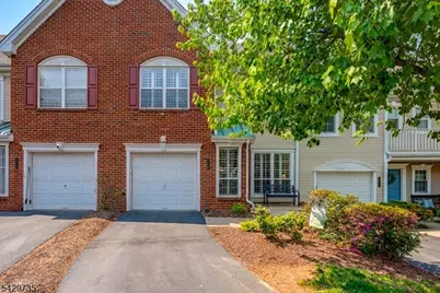 403 Timberbrooke Drive #C, Bedminster Township, NJ 07921 - Photo 4