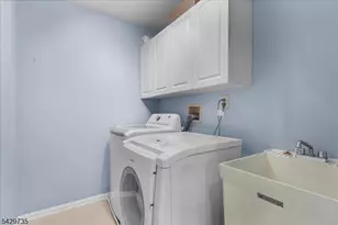 403 Timberbrooke Dr, Bedminster Township, NJ 07921 - Photo 28
