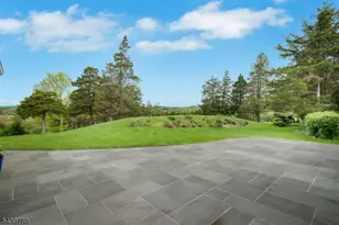 35 Ski Hill Dr, Bedminster Township, NJ 07921 - Photo 24
