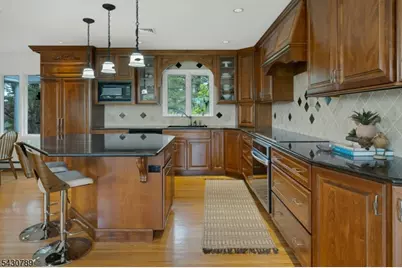 35 Ski Hill Dr, Bedminster Township, NJ 07921 - Photo 10