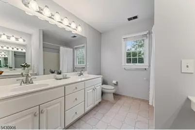 305 Charlton Ln, Branchburg Township, NJ 08853 - Photo 34