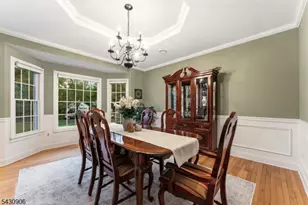 305 Charlton Ln, Branchburg Township, NJ 08853 - Photo 18