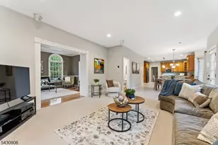 305 Charlton Ln, Branchburg Township, NJ 08853 - Photo 8
