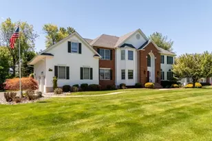 305 Charlton Ln, Branchburg Township, NJ 08853 - Photo 2