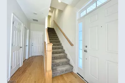 2 Gala Ct, Livingston, NJ 07039 - Photo 4