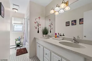 65 Miller Ave, Elmwood Park, NJ 07407 - Photo 30