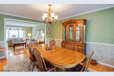 14 Chelsea Dr, Jefferson Township, NJ 07438 - Photo 8