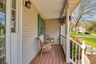 14 Chelsea Dr, Jefferson Township, NJ 07438 - Photo 4