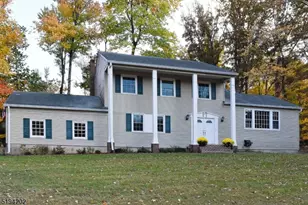 68 Meadowbrook Rd, Randolph Township, NJ 07869 - Photo 1