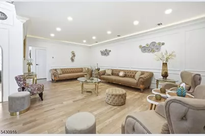 25 Mayfair Pl, Clifton, NJ 07013 - Photo 4