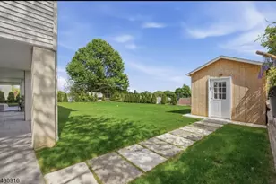 25 Mayfair Pl, Clifton, NJ 07013 - Photo 30
