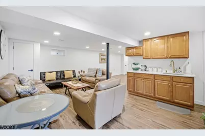 25 Mayfair Pl, Clifton, NJ 07013 - Photo 26
