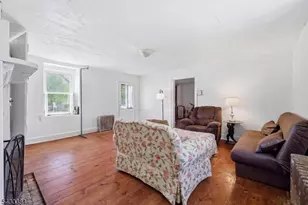 138 Bartley Rd, Washington Township, NJ 07853 - Photo 8