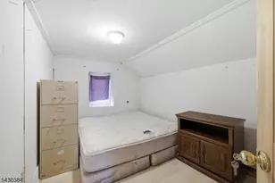 138 Bartley Rd, Washington Township, NJ 07853 - Photo 14