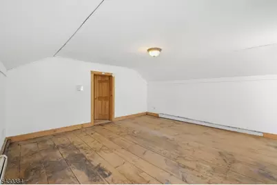 138 Bartley Rd, Washington Township, NJ 07853 - Photo 12