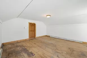 138 Bartley Rd, Washington Township, NJ 07853 - Photo 12