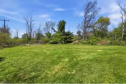 138 Bartley Rd, Washington Township, NJ 07853 - Photo 18