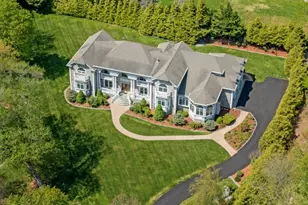 17 Constitution Ave, Roxbury Township, NJ 07876 - Photo 2