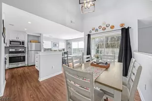 322 Cambridge Dr, Butler, NJ 07405 - Photo 4