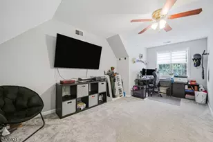 322 Cambridge Dr, Butler, NJ 07405 - Photo 12