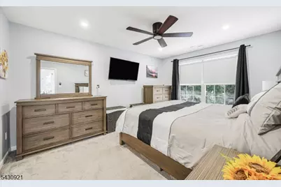 322 Cambridge Dr, Butler, NJ 07405 - Photo 8