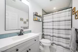 322 Cambridge Dr, Butler, NJ 07405 - Photo 10