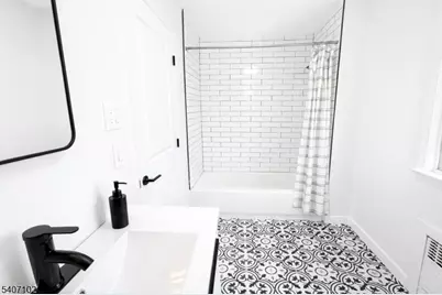 737 Bailey Ave, Elizabeth, NJ 07208 - Photo 20
