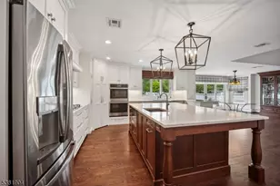39 Wingate Dr, Livingston, NJ 07039 - Photo 4