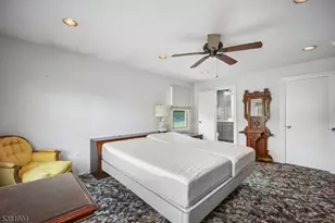 39 Wingate Dr, Livingston, NJ 07039 - Photo 16