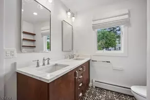 39 Wingate Dr, Livingston, NJ 07039 - Photo 14