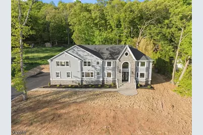 1395 Washington Valley Rd, Bridgewater, NJ 08807 - Photo 2