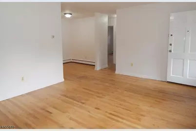 252 Franklin Rd #B, Denville, NJ 07834 - Photo 4