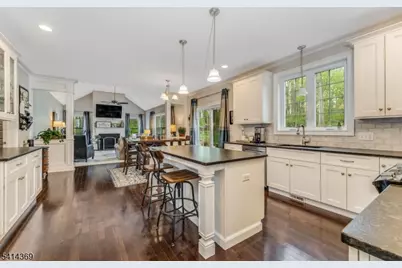 40 Quakertown Rd, Franklin Township, NJ 08867 - Photo 14