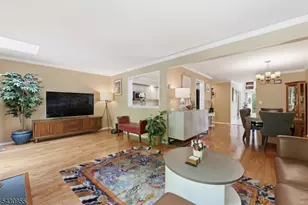34 Edgefield Dr, Parsippany, NJ 07950 - Photo 16