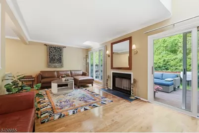 34 Edgefield Dr, Parsippany, NJ 07950 - Photo 18