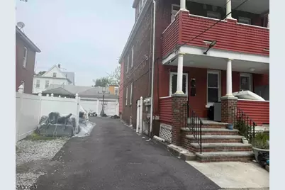 15 Harrison Pl, Clifton, NJ 07011 - Photo 2