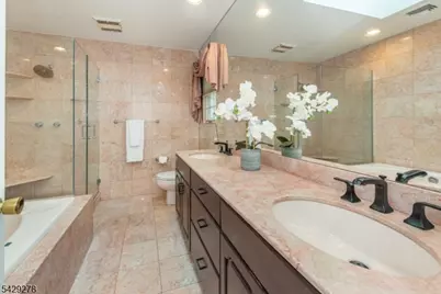 14 Fox Run, North Caldwell, NJ 07006 - Photo 18